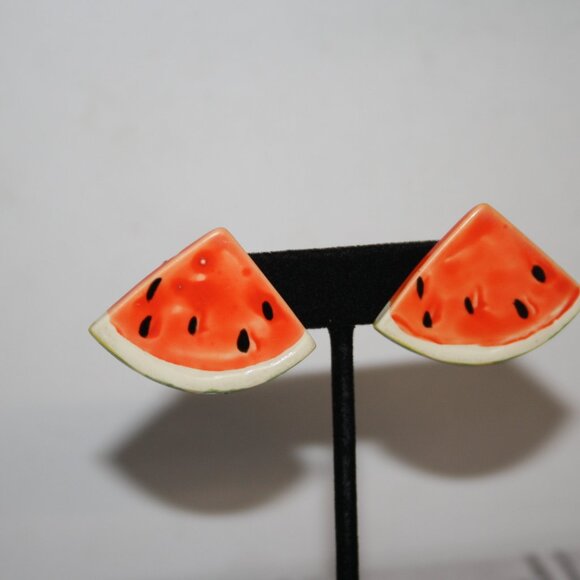Beautiful vintage ceramic watermelon post earrings 1.5" wide - Picture 4 of 5